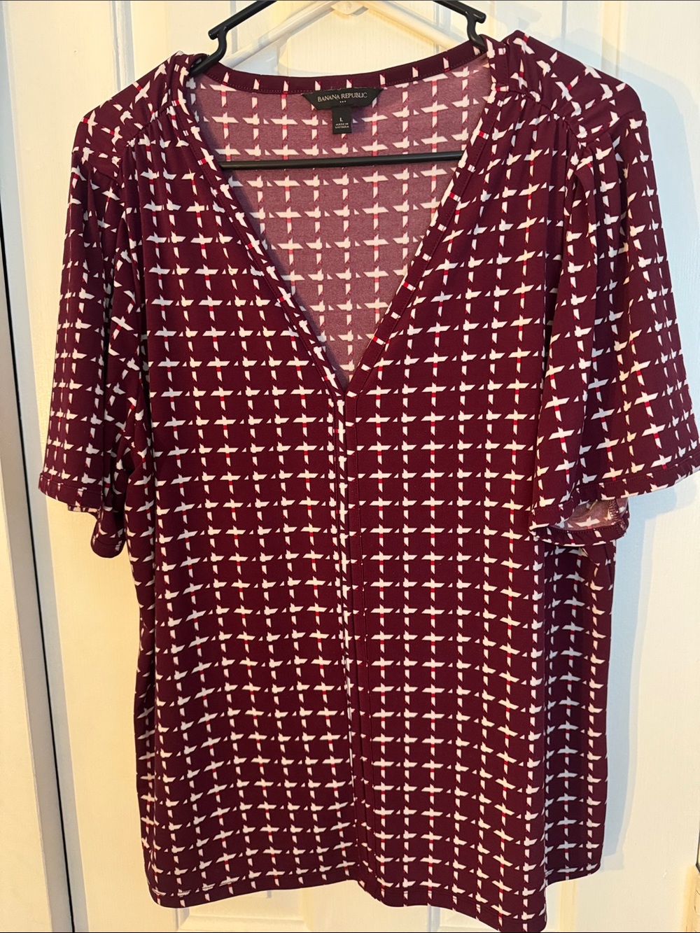 Banana Republic Burgundy and White Printed V-Neck Blouse